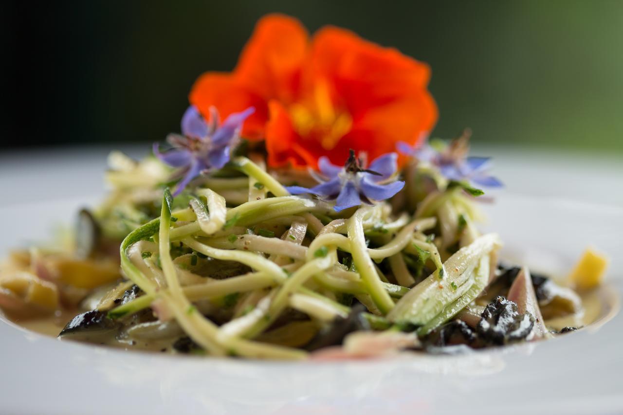 Half-moon Bay Church Hill Boutique Lodge & Restaurant מראה חיצוני תמונה